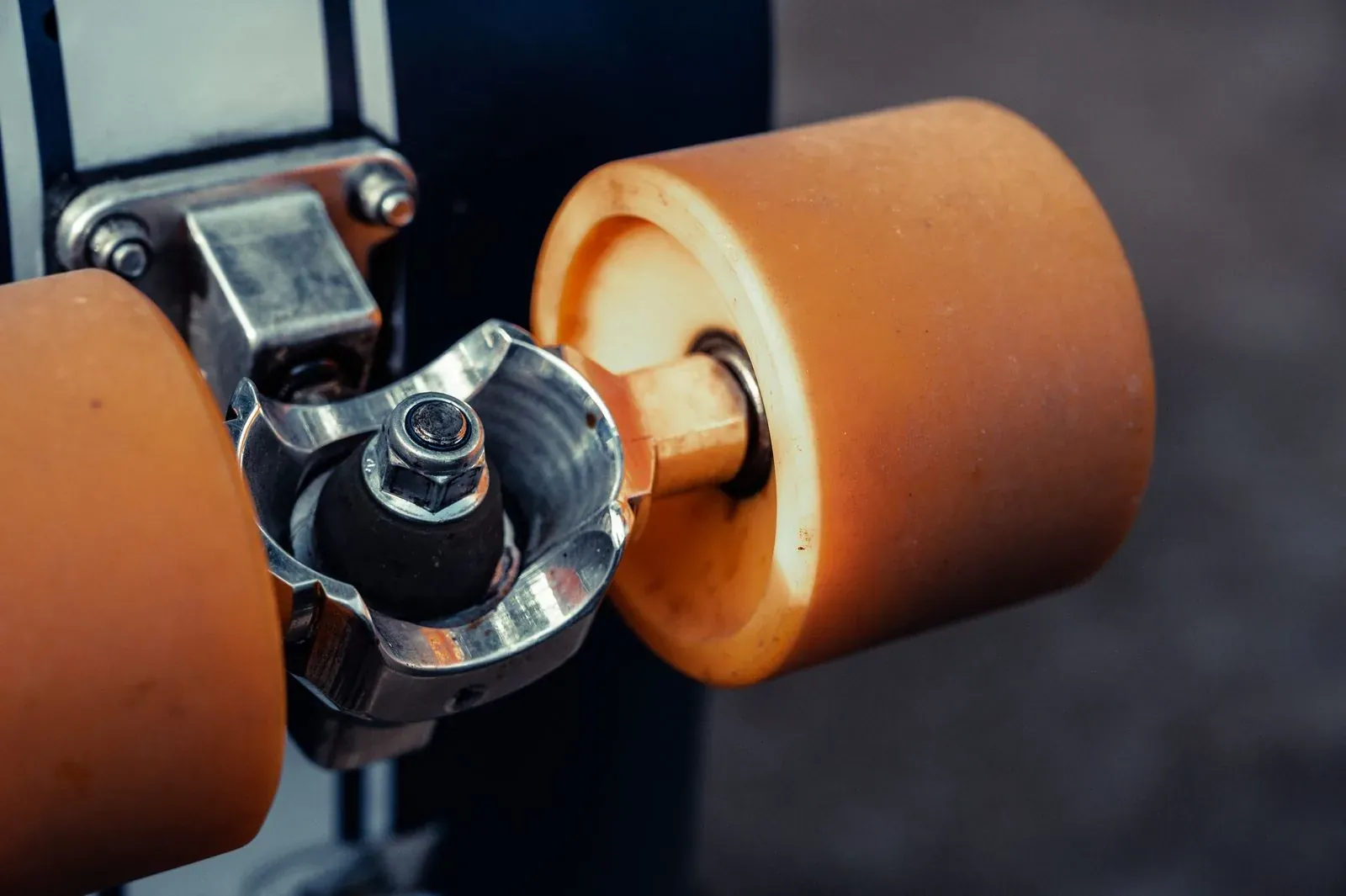 Trucks, Wheels & Hardware